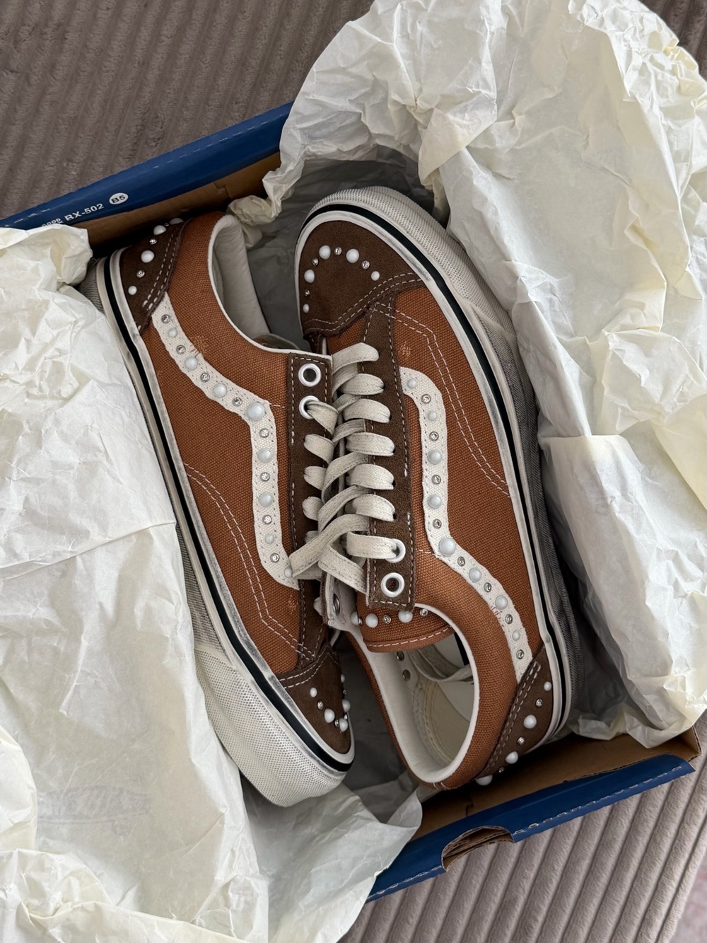 Vans LX Old Skool 36 
Pearlized Pack Vintage Cocoa Brown